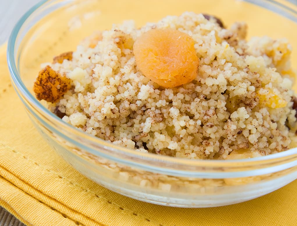 Cuscús de Albaricoque y Piñones