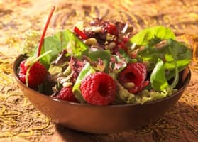 Ensalada de Vegetales verdes con Vinagreta de Frambuesa