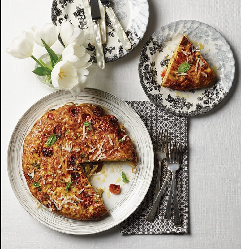 Frittata de tomate y albahaca