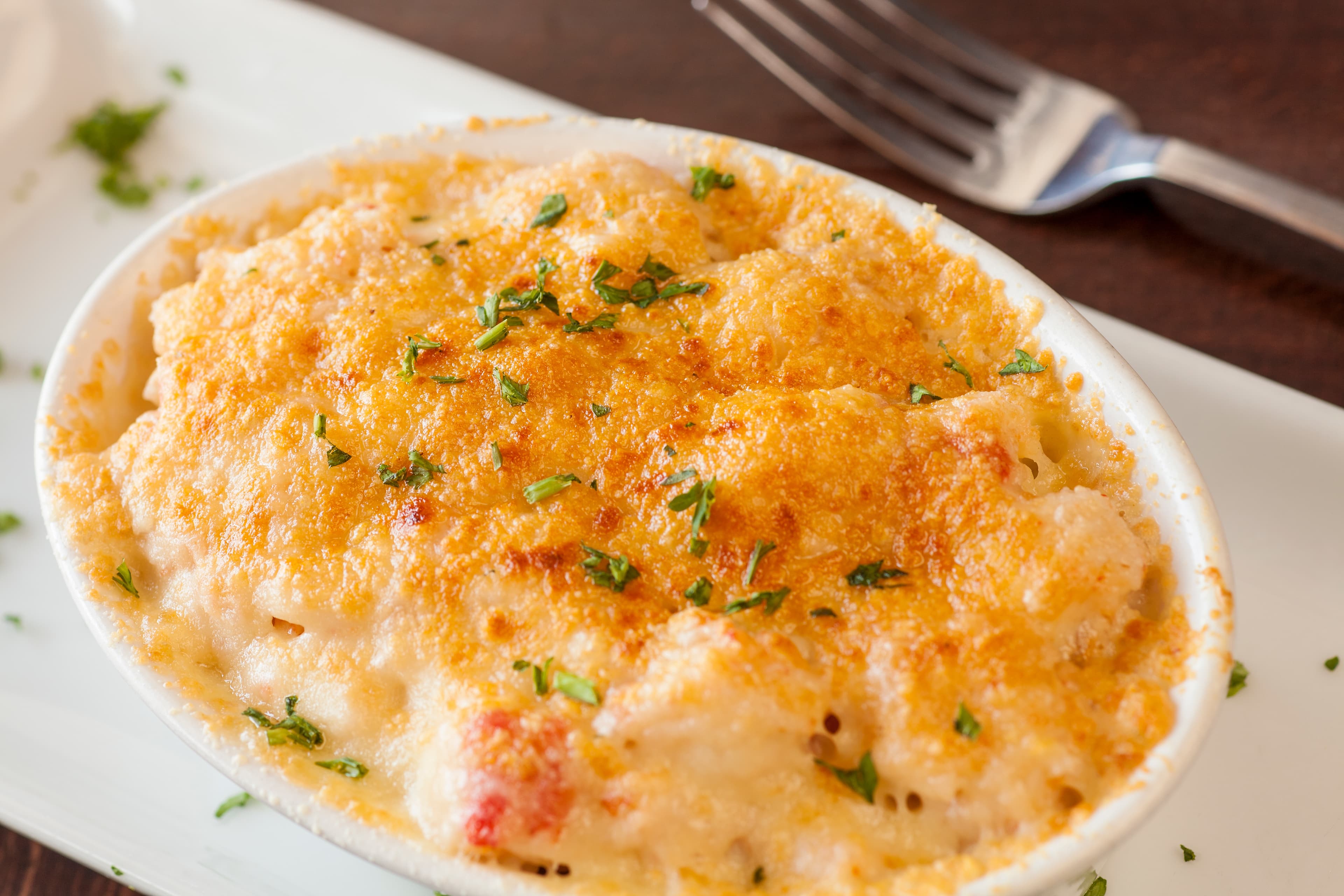 Macarrones con queso de coliflor y langosta