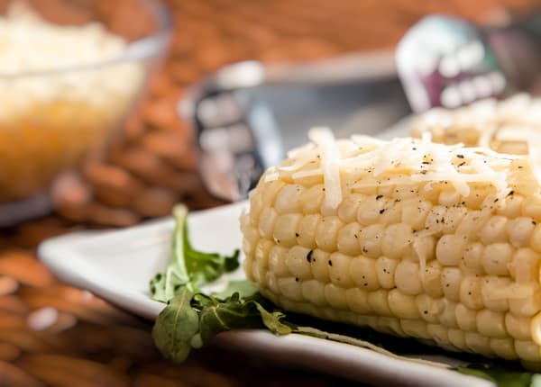 Maíz con Parmesano