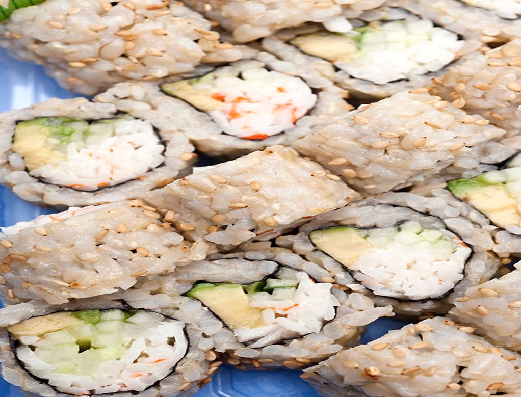 Maki de Salmón con Arroz integral