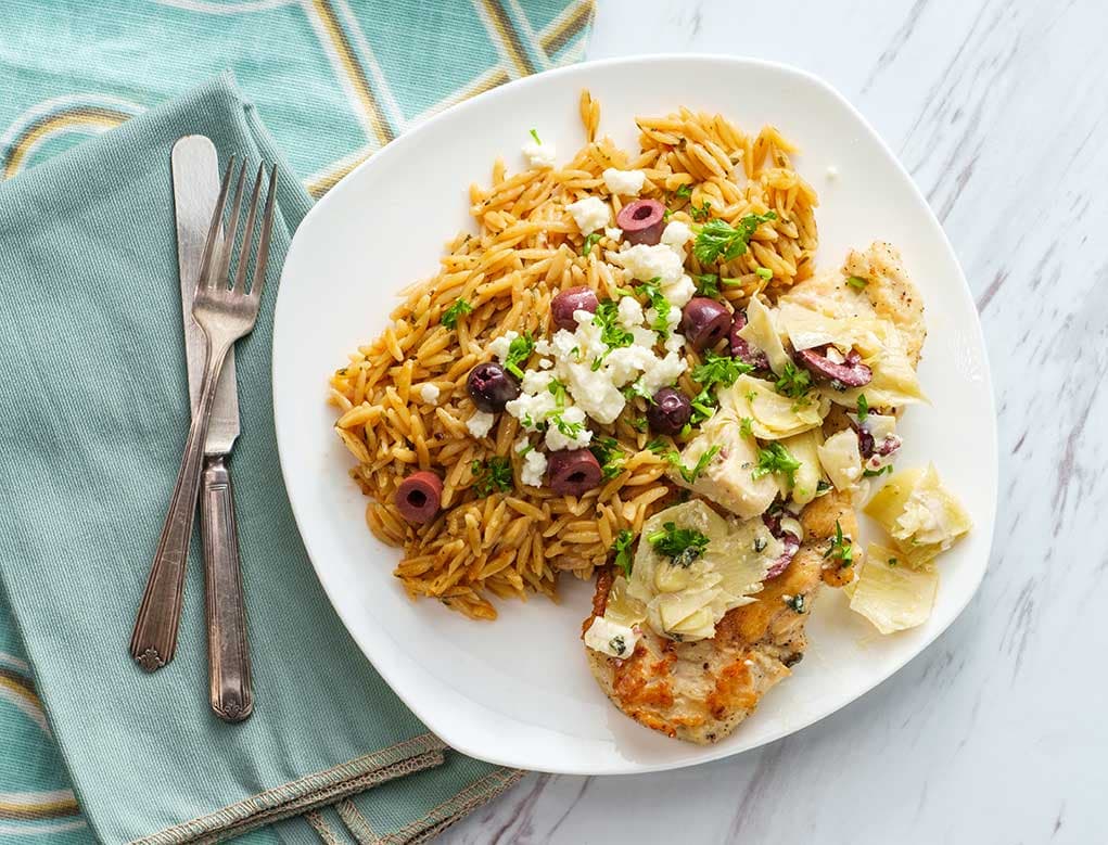 Pollo Mediterráneo con Cobertura de Alcachofas