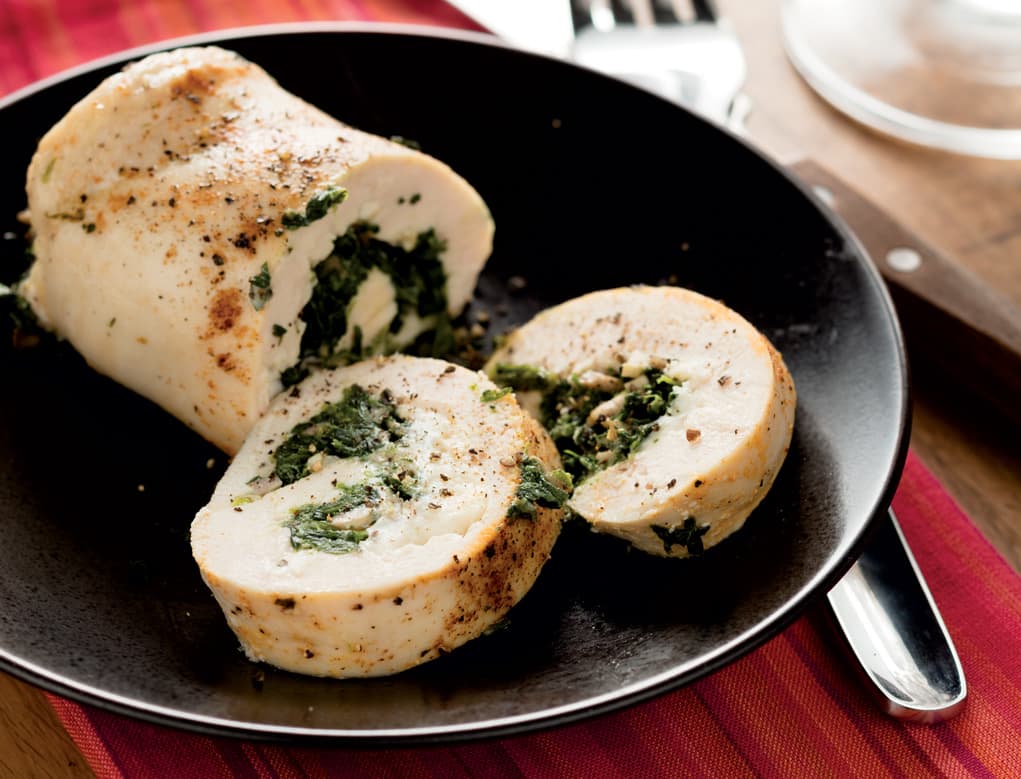 Pollo relleno de espinaca y champiñones