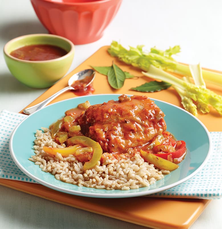 Pollo y pimientos criollos