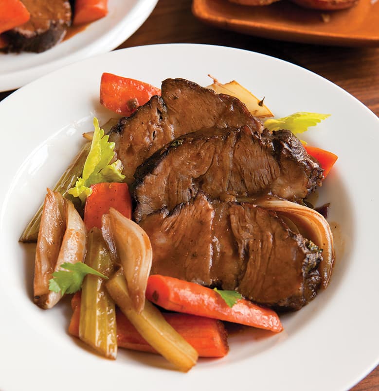 Rostizado a la olla de Carne y Vegetales dulce hogar