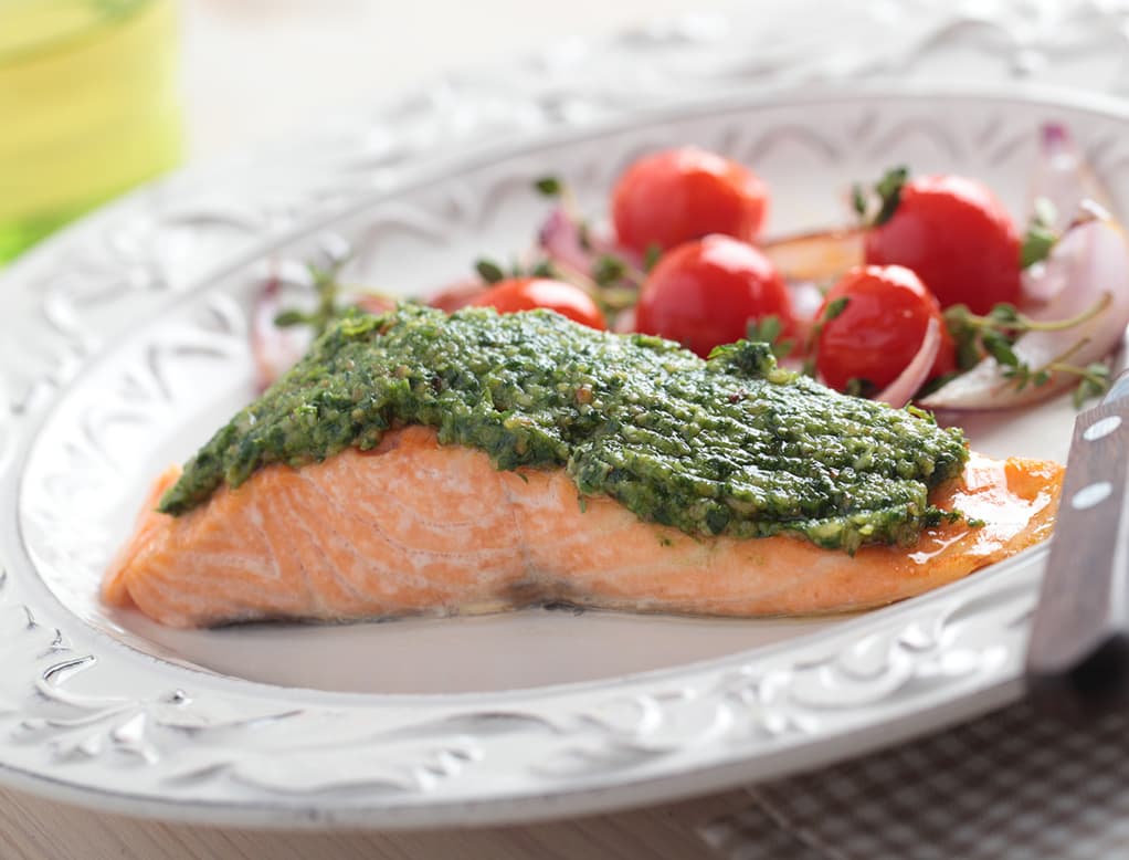 Salmón con Pesto de Col rizada