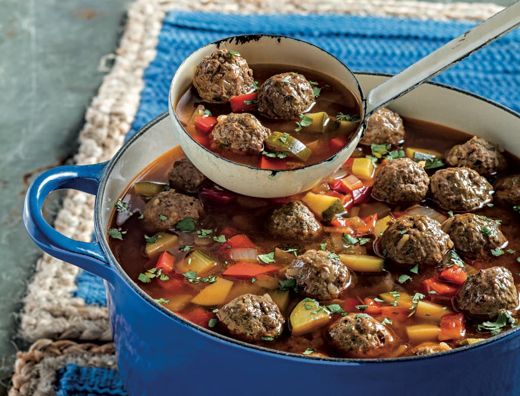 Sopa de albóndigas mexicana (Albóndigas)